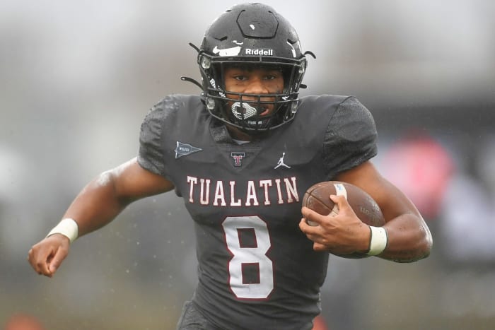 Tualatin.Central-Catholic.6A-football-final.Leon-Neuschwander.45